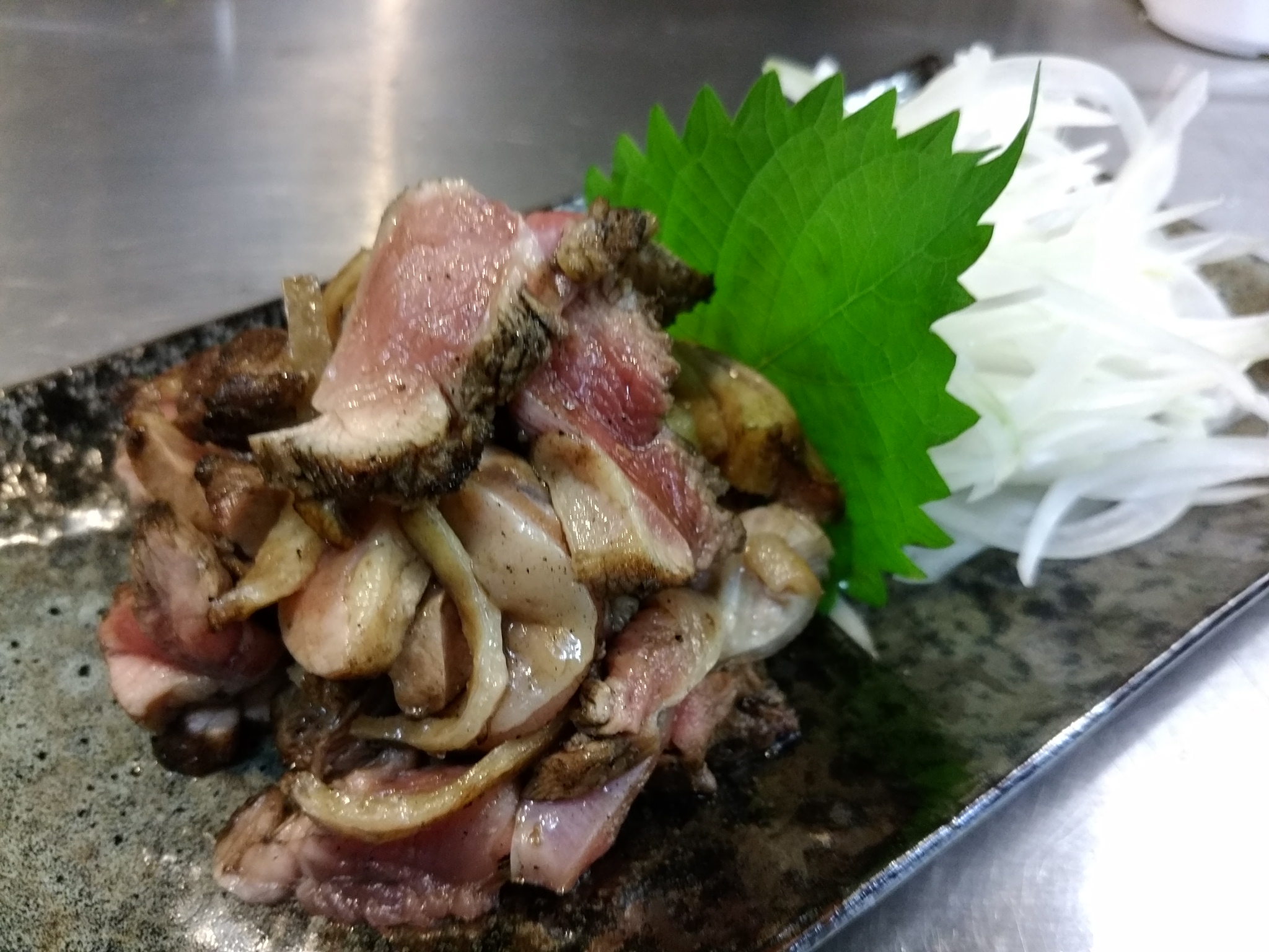 薩摩地鶏タタキ(たまり醤油)